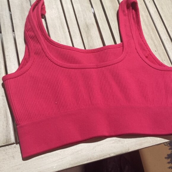 tank top - Picture 2 of 2